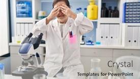  Presentation with hands down - 