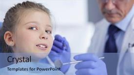  Presentation with esami medie girl power - Presentation design consisting of kids dental hygienist - little girl sitting background and a  colored foreground