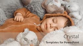  Presentation with baby bear - Presentation theme consisting of little-baby-with-outstretched-hands background and a soft green colored foreground