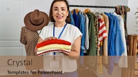  Presentation with clothes shop - 