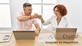  Presentation with office workers - 