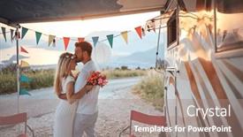  Presentation with kiss - Presentation design consisting of newlyweds-in-front-of-camper background and a gray colored foreground