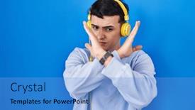  Presentation with person listening - 