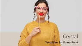  Presentation with young happy people smiling - Presentation theme enhanced with party-props-photo-booth background and a gold colored foreground