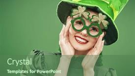  Presentation with clover - Theme featuring portrait-of-a-funny-pretty background and a ocean colored foreground