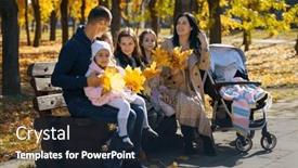  Presentation with portrait happy family smiling - Slides consisting of portrait-of-big-family background and a wine colored foreground