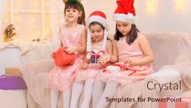  Presentation with christmas lights - Theme consisting of portrait-of-girls-celebrating-christmas background and a lemonade colored foreground