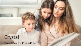  Presentation with family children - Presentation design having revue de direction - mom is with her children background and a lemonade colored foreground