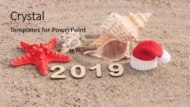  Presentation with summer christmas - Slide deck with santa claus hat and seashell background and a soft green colored foreground