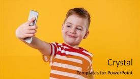  Presentation with cute - Presentation with selfie isolated over orange background background and a gold colored foreground