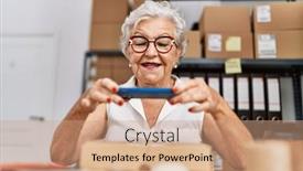  Presentation with senior worker - 