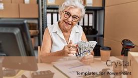  Presentation with senior worker - 