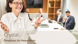  Presentation with business coaching - Slide deck consisting of senior-woman-as-motivational-speaker background and a lemonade colored foreground