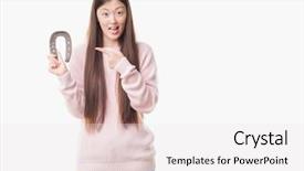  Presentation with chinese - Slide deck with shoe marks - young chinese woman over isolated background and a  colored foreground