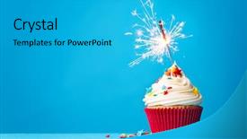  Presentation with cupcake - Slide set consisting of sparkler against a blue background and a teal colored foreground