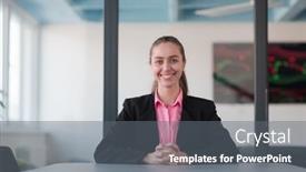  Presentation with female leader - 