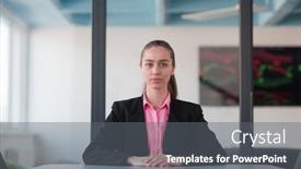  Presentation with female leader - 