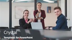  Presentation with female leader - 