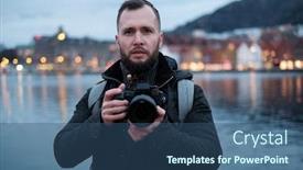  Presentation with tourist - Slide set with tourist-with-camrea-against-tyskebryggen background and a ocean colored foreground