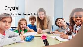  Presentation with school class arabic kids - Presentation featuring tutor - pupils in a class background and a light gray colored foreground