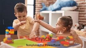  Presentation with kids playing - 