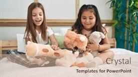  Presentation with kids playing - 