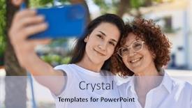  Presentation with women making - 