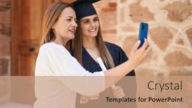  Presentation with women making - 