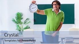  Presentation with classroom - PPT theme consisting of urge in the classroom background and a light blue colored foreground