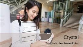  Presentation with museum - Presentation theme featuring using vr device in museum background and a coral colored foreground