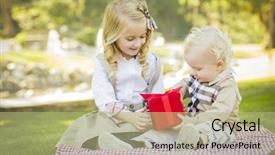  Presentation with baby girl announcement - Beautiful slide deck featuring valentine kids - sweet little girl gives her backdrop and a mint green colored foreground