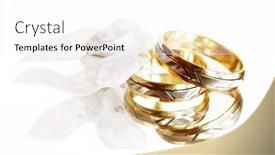  Presentation with wedding rings - 
