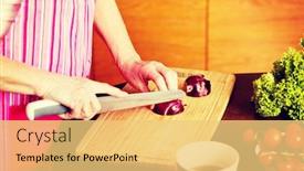  Presentation with red onion - Slide deck consisting of woman-cut-red-onion background and a yellow colored foreground