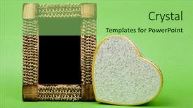  Presentation with heart death - Colorful slides enhanced with wood photo frame and heart backdrop and a mint green colored foreground
