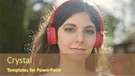  Presentation with listening woman - 