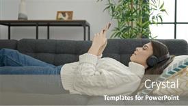  Presentation with listening woman - 