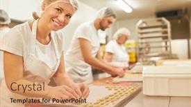  Presentation with apprentice - Presentation theme consisting of young-woman-as-a-baker background and a coral colored foreground