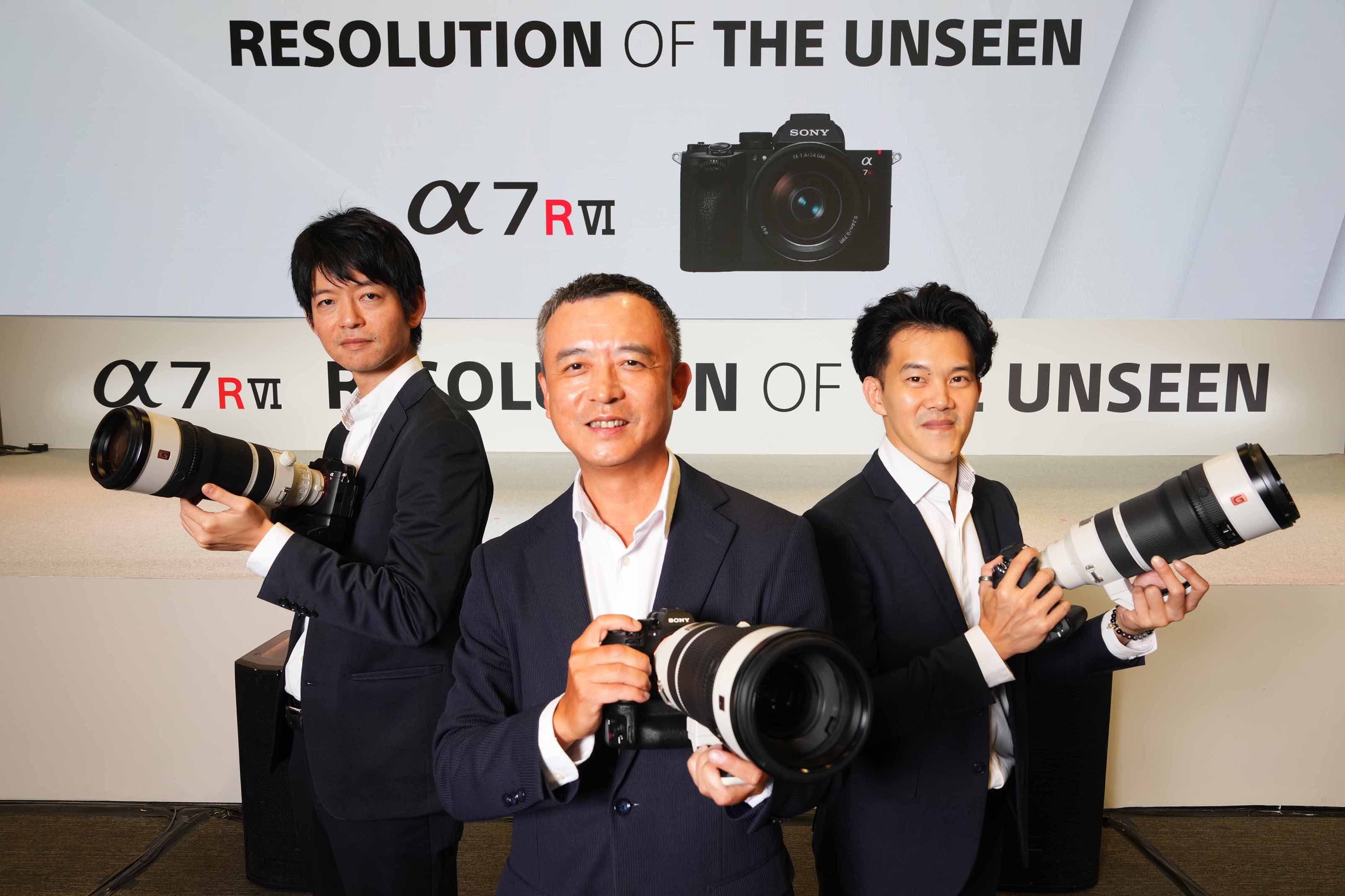 โซนี่ไทย รุกตลาดกล้อง Hi-Res ระดับพรีเมียม เปิดตัว Alpha 7R VI ทลายข้อจำกัดกล้องความละเอียดสูง พร้อมเลนส์ซูมซูเปอร์เทเลโฟโต้ FE 100-400mm F4.5 GM OSS รุ่นใหม่  ชูศักยภาพ E-mount Ecosystem รองรับเลนส์กล้อง Mirrorless  กว่า 70 รุ่น เพื่อตอบโจทย์ครีเอเตอร์ทุกระดับ