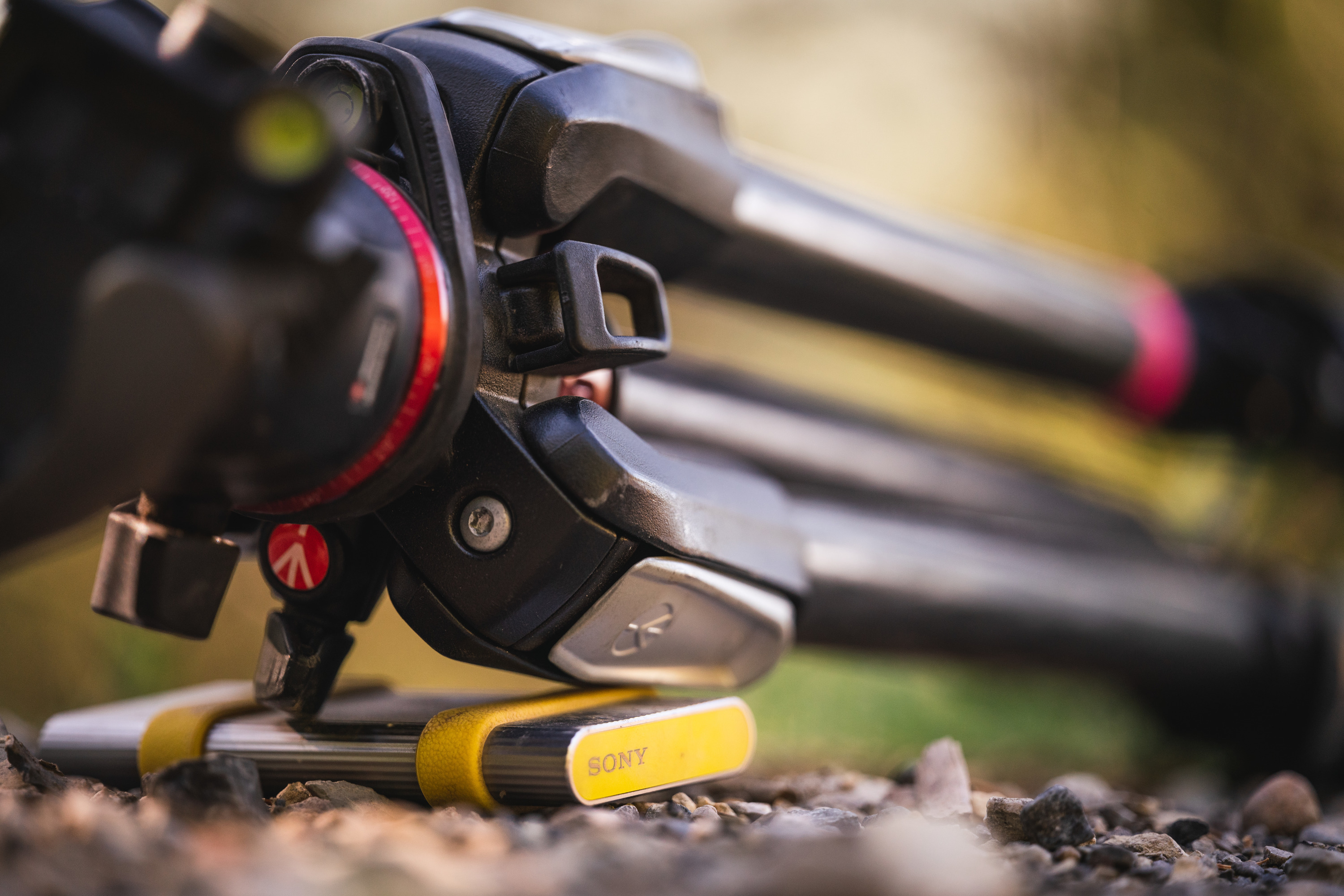 SL-M_08_Tripod