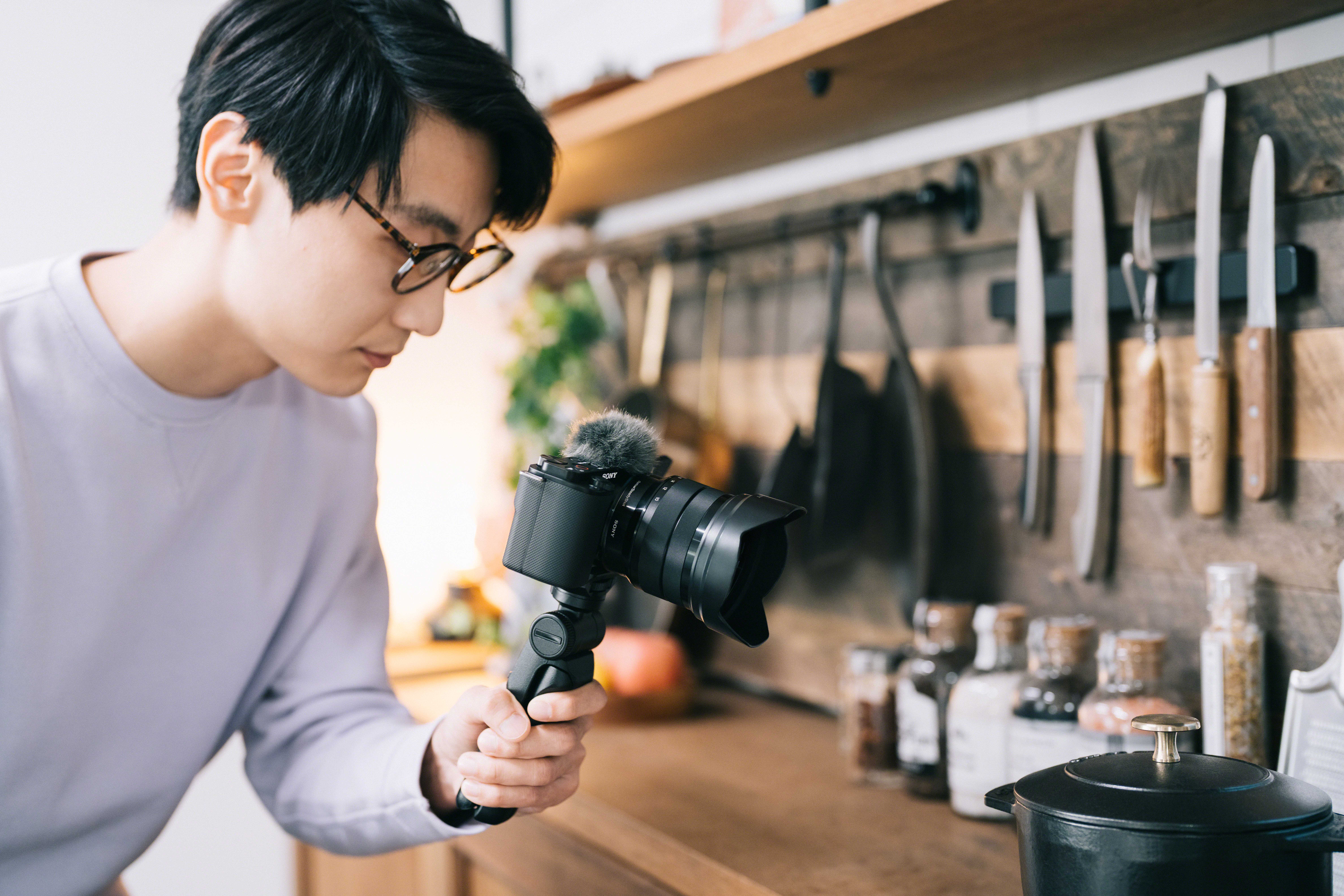 Alpha-ZV-E10_SEL1018_VPT2BT_2