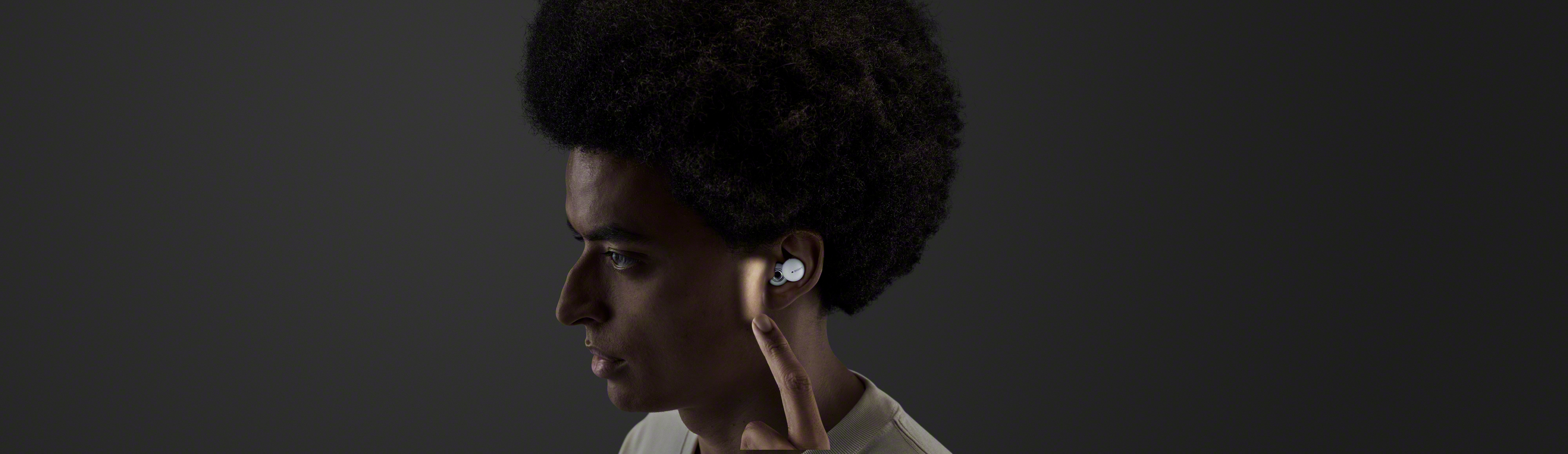 5_LinkBuds_W_WIDE_AREA_TAP-Large