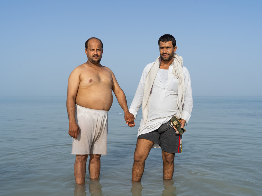 ©-James-Deavin-United-Kingdom-Winner-Professional-competition-Portfolio-Sony-World-Photography-Awards-2023-2