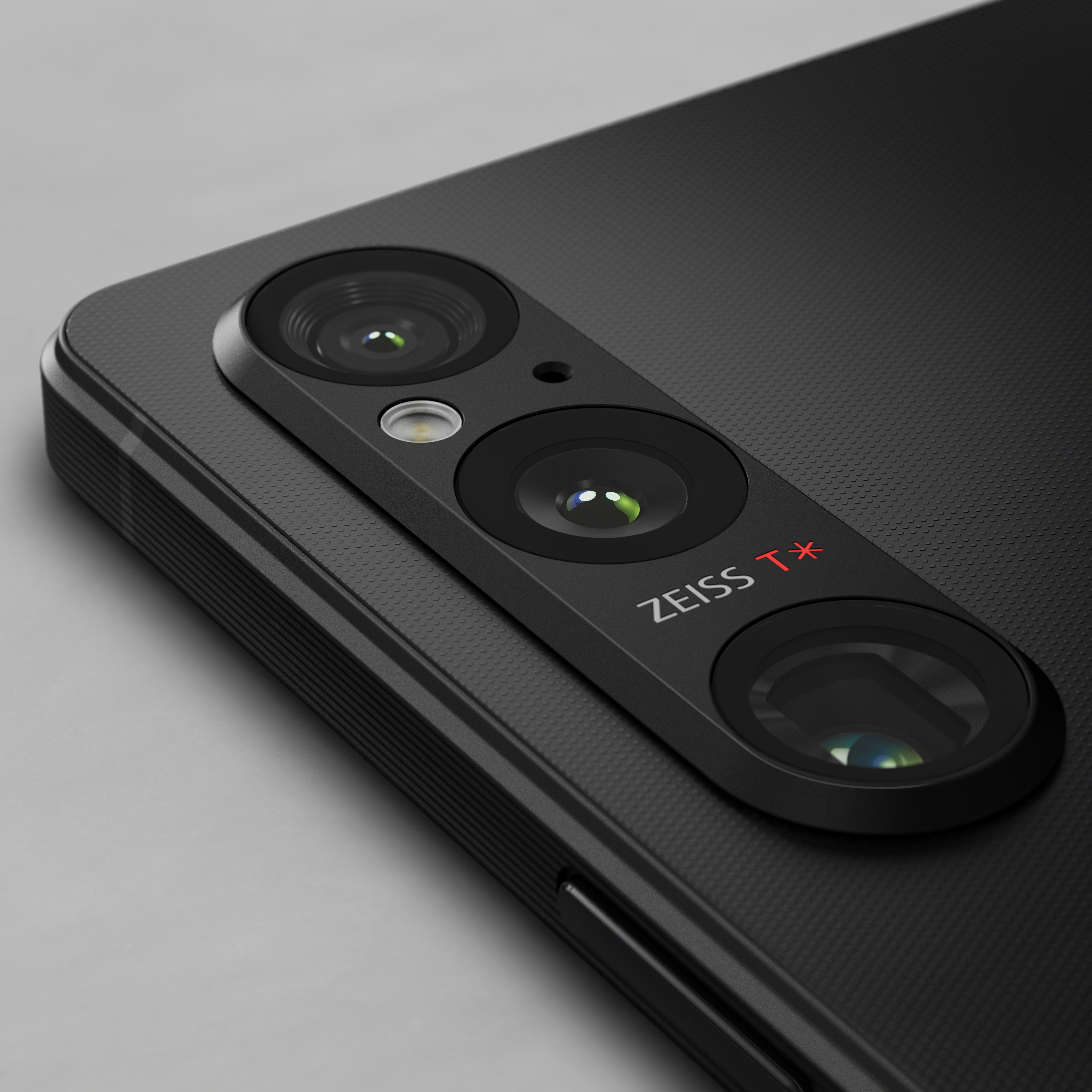 Xperia-1V_designCam_black_sub6_1.1