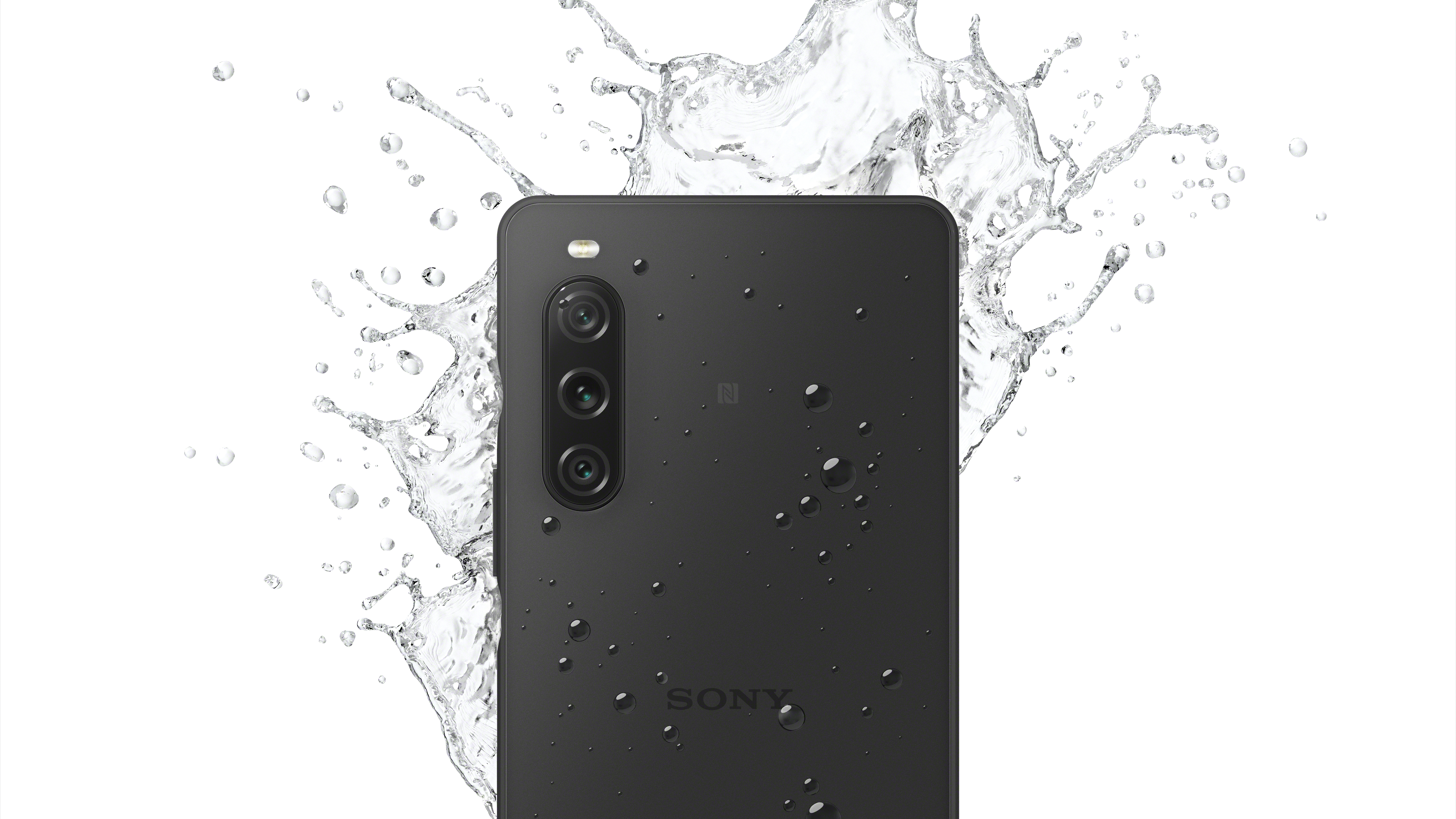 Xperia-10V_performance_waterresistance_black