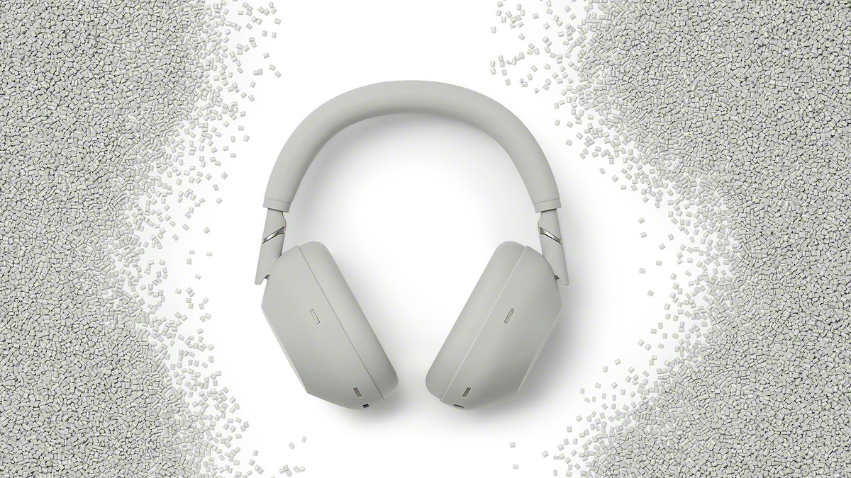 28.9_WH-1000XM6_Silver_Recycled_plastic_materials-Mid