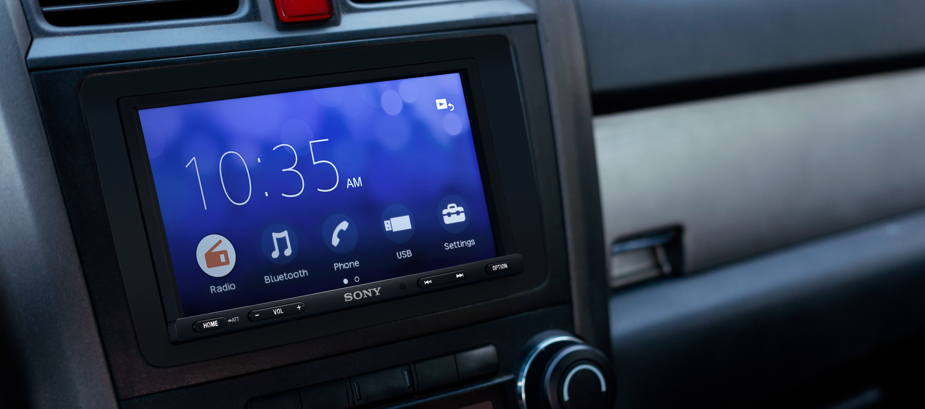 XAV-1600_6.75-inch-Display