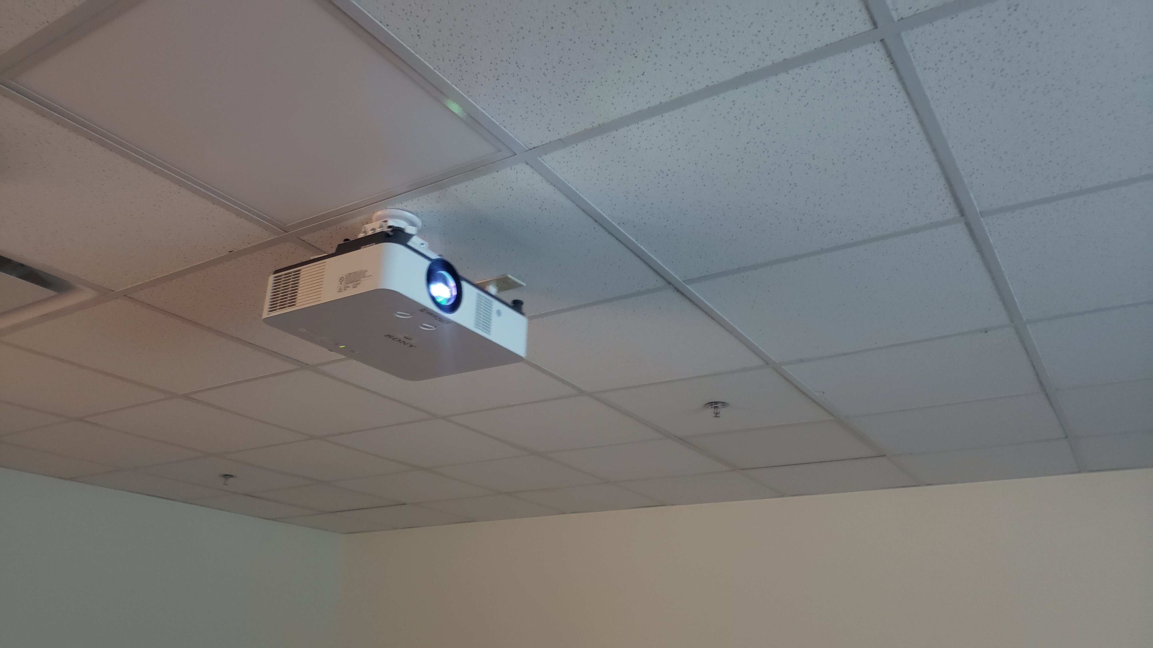 Sony’s Professional Projectors and Displays Provide Peak Performance for Mount Wachusett Community College
