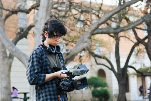 student capturing content