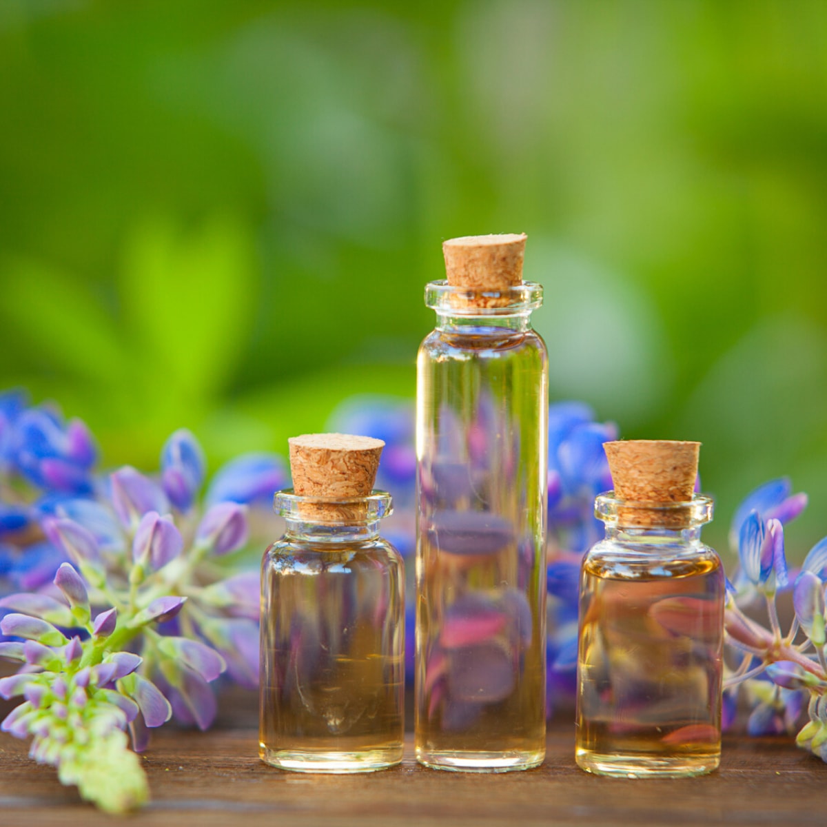 25 DIY Essential Oils To Use At Home House & Homestead