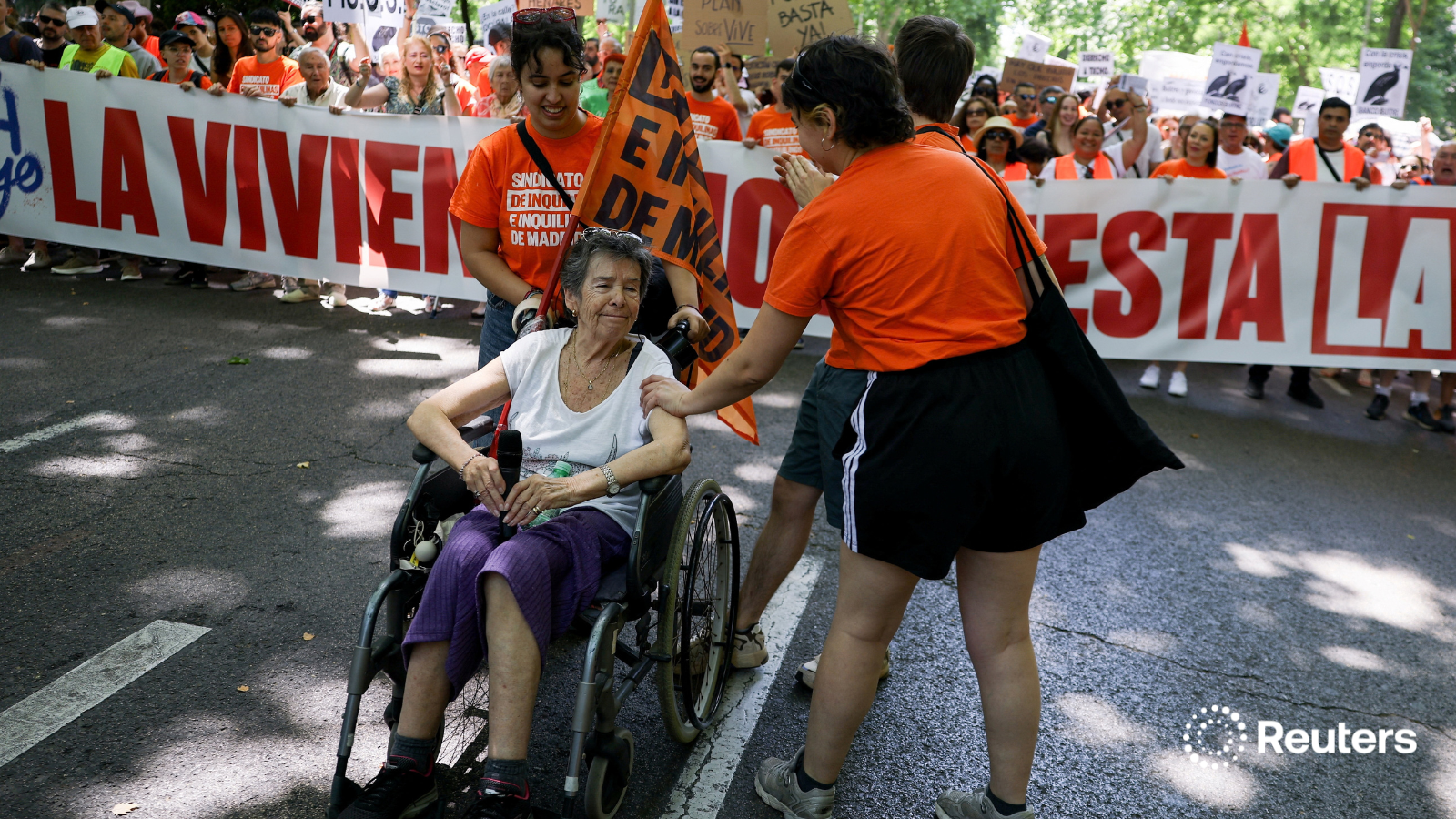 Evicted Spanish octogenarian Maricarmen Abascal, heart of Spain's housing ...